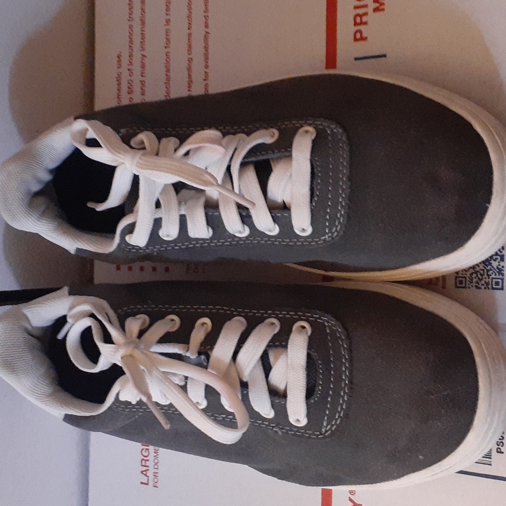 COPY - BRAHMA WOMEN'S STEEL TOE ATHLETIC SHOES.
